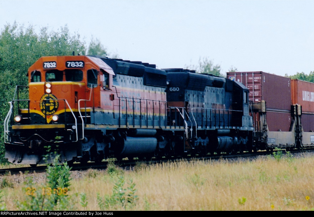 BNSF 7832 East